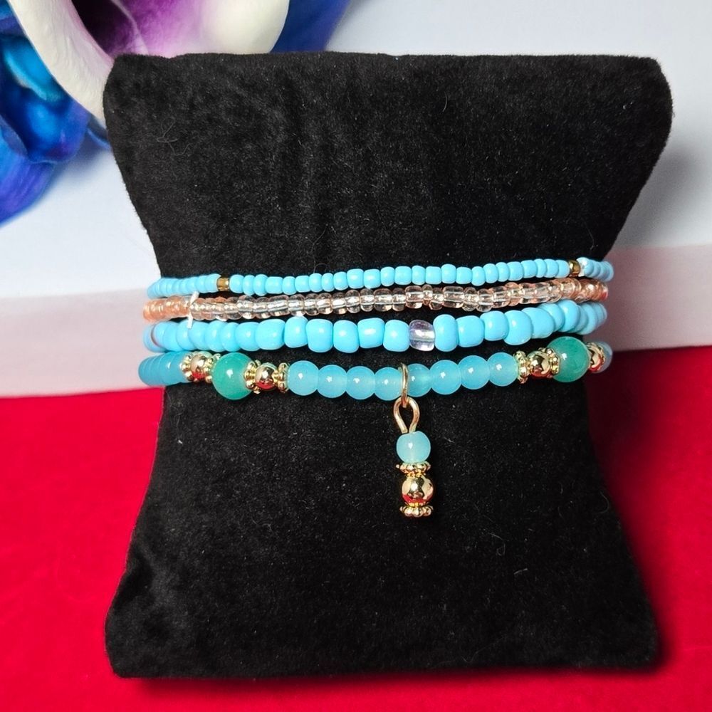 Boho Turquoise Beaded Bracelet Set of 4 Stretch Gold Charm Stack Festival NWT